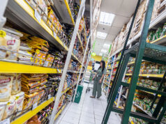 Poll: Slight majority sees BSP rate hike